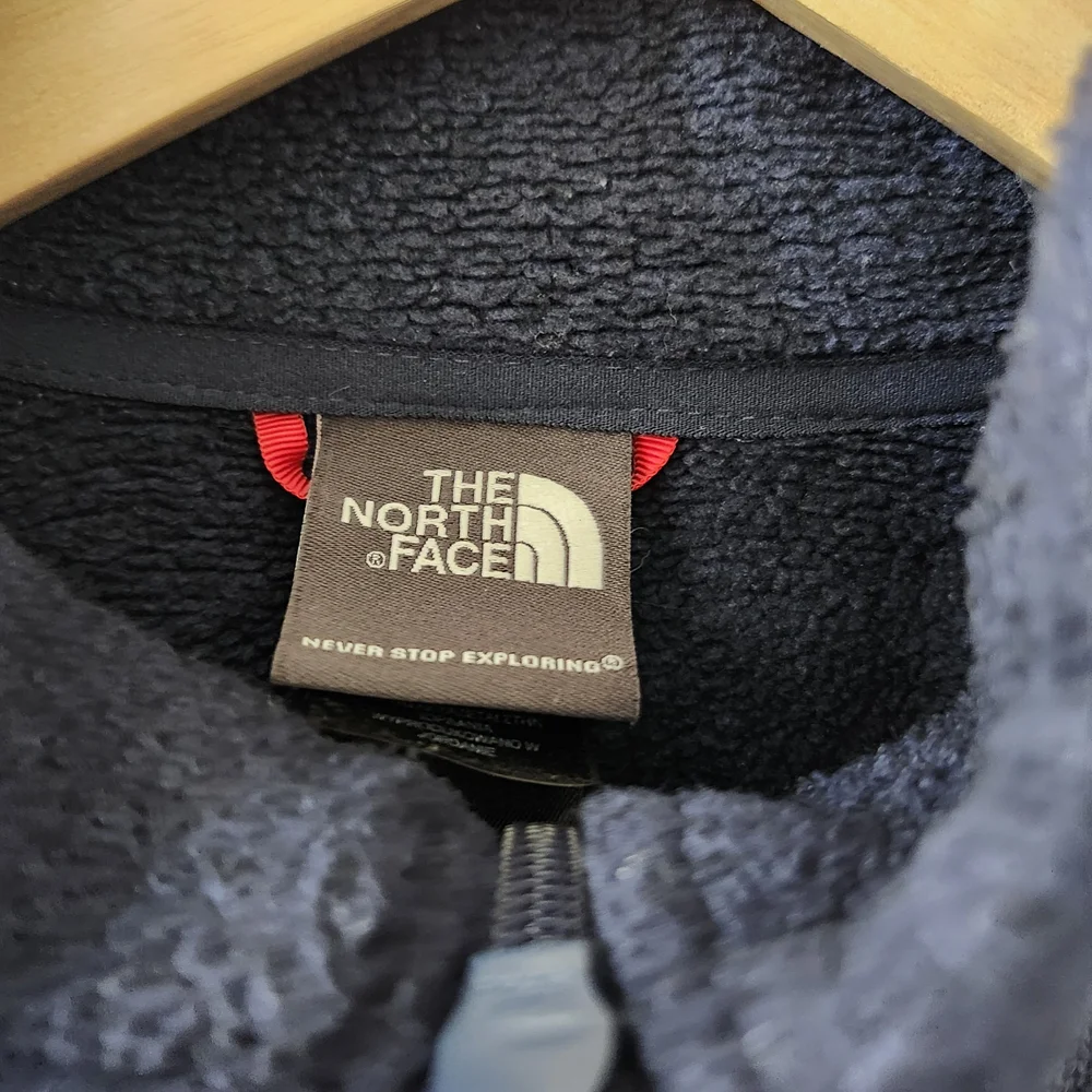 The North Face Men’s Medium Blue Half Zip Sweater Fleece Pullover
